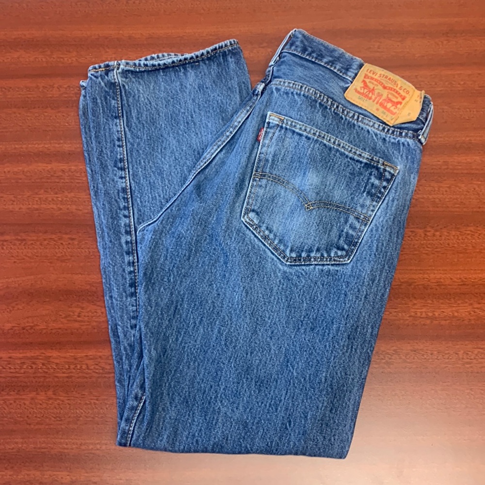 Levis Jeans - Picture 1 of 6